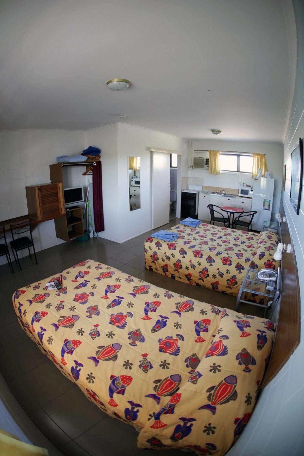 A & A Motel Proserpine Dış mekan fotoğraf