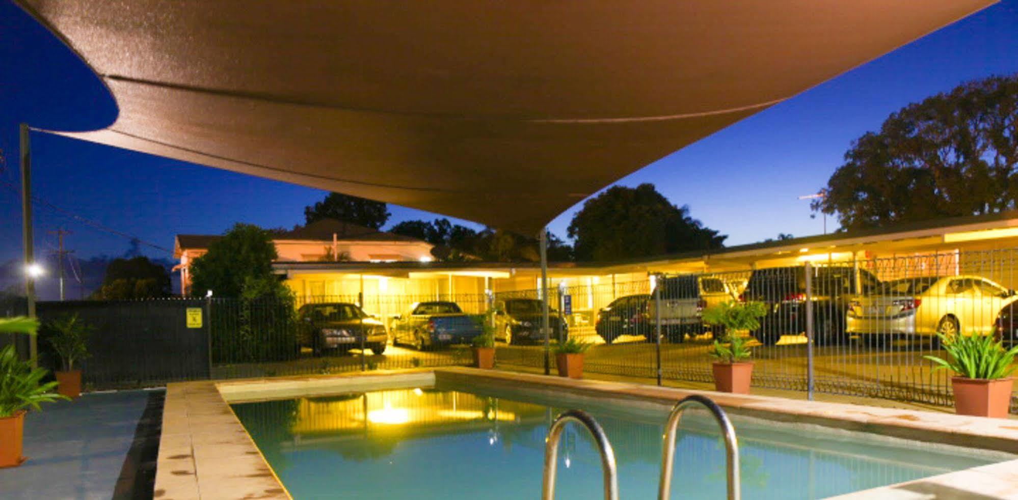A & A Motel Proserpine Dış mekan fotoğraf